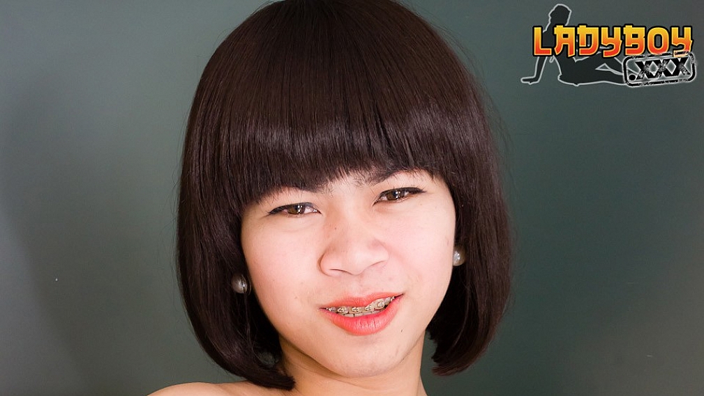 Bel Shaves Her Cock And Balls