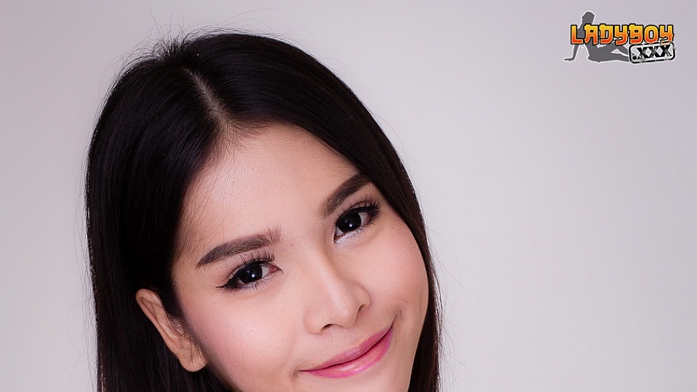 Lala Plays With Her Cock