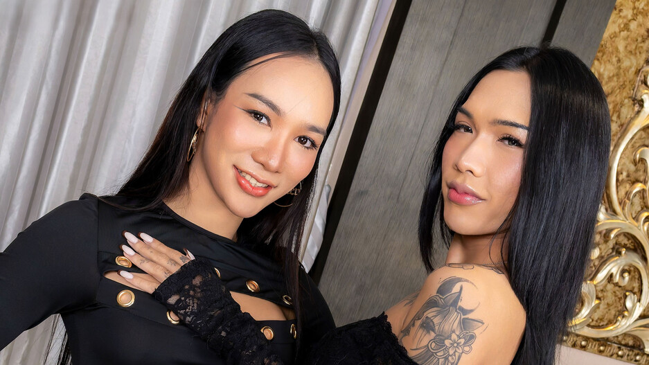 AsianTGirl-Kiwi , Meena-Meena And Kiwi Unwinding Together